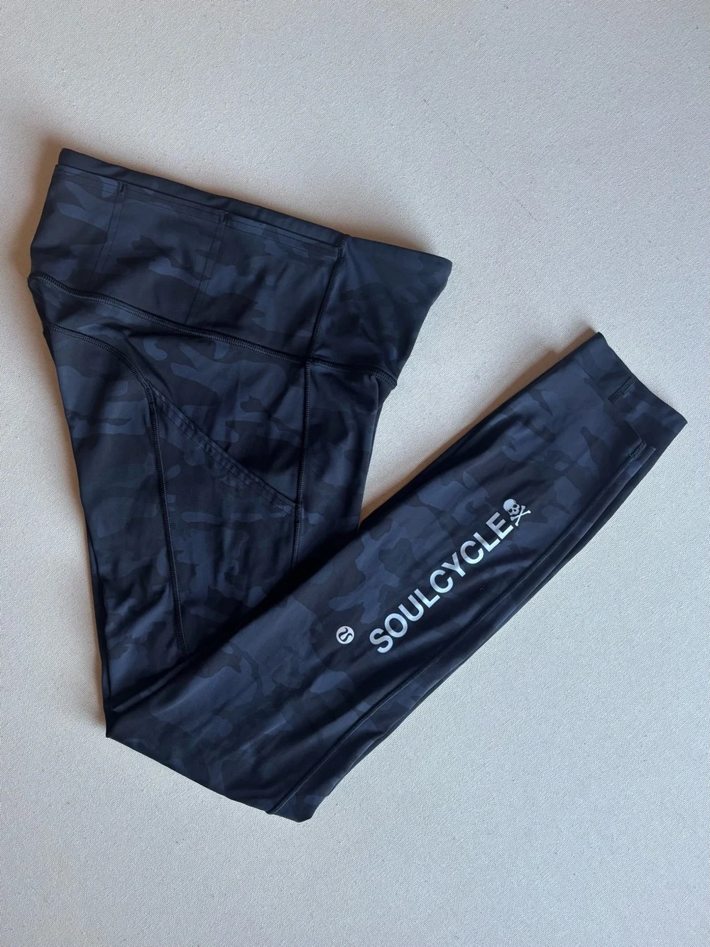 Lululemon x SoulCycle Fast & Free 25